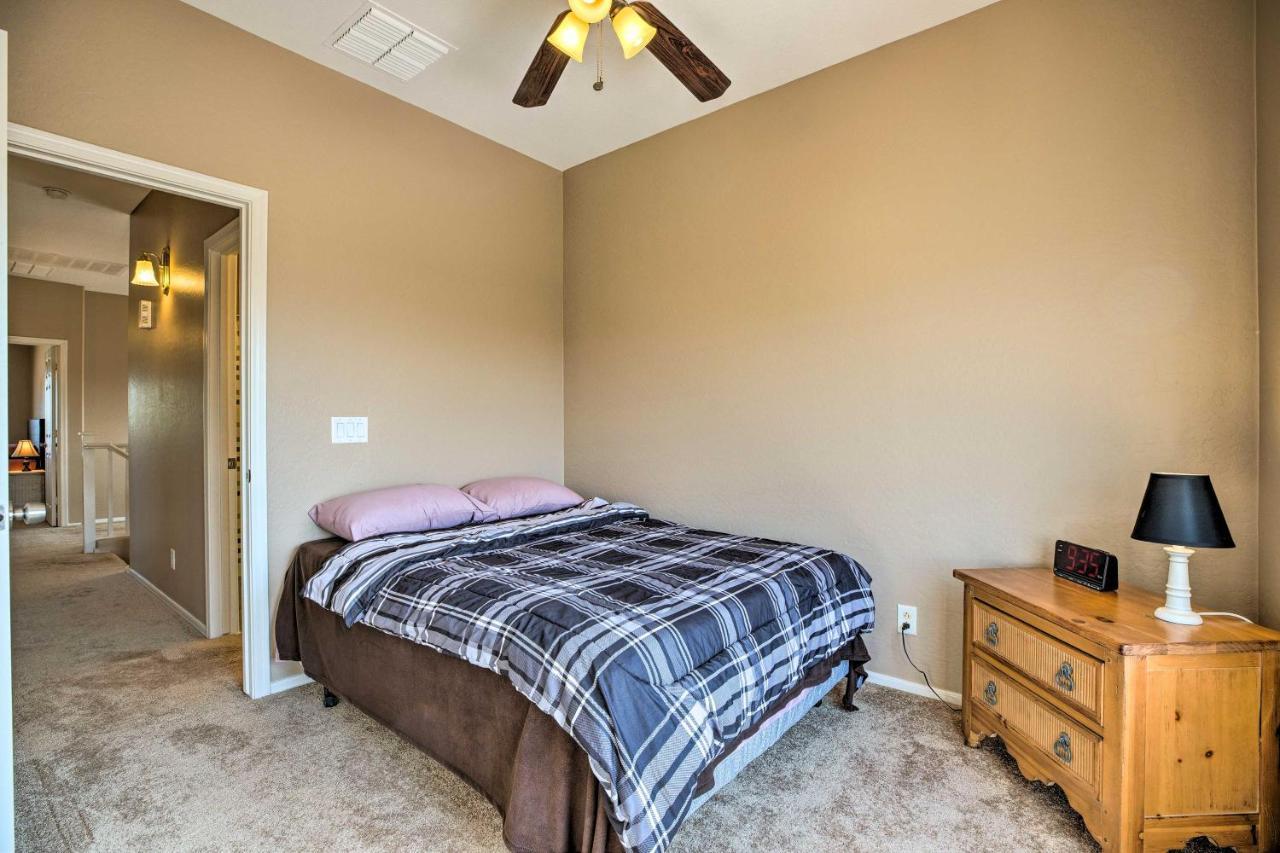 Maricopa Home With Outdoor Seating, 2 Mi To Golf! 외부 사진